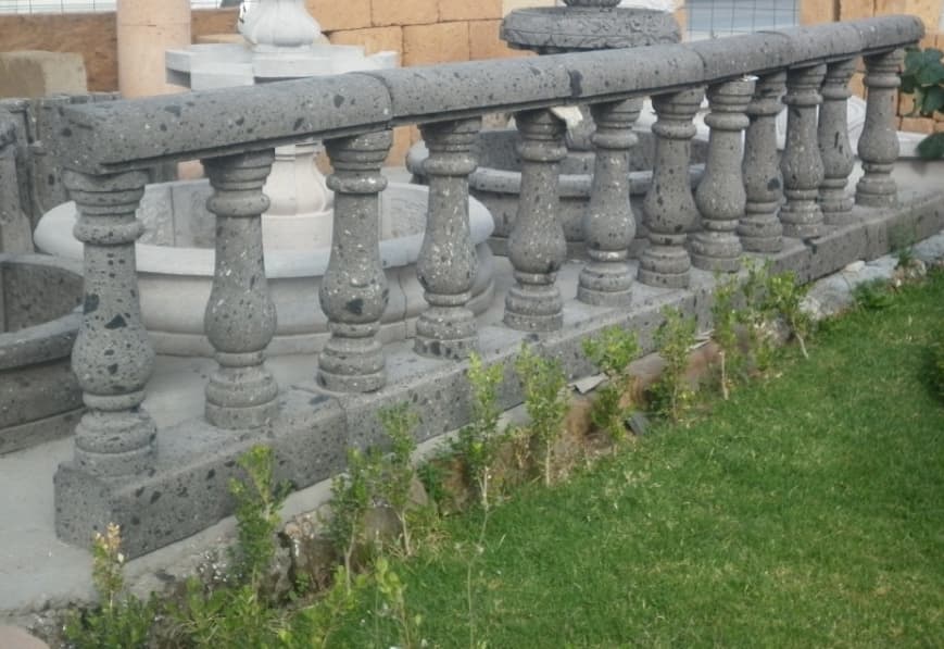 barandal de piedra